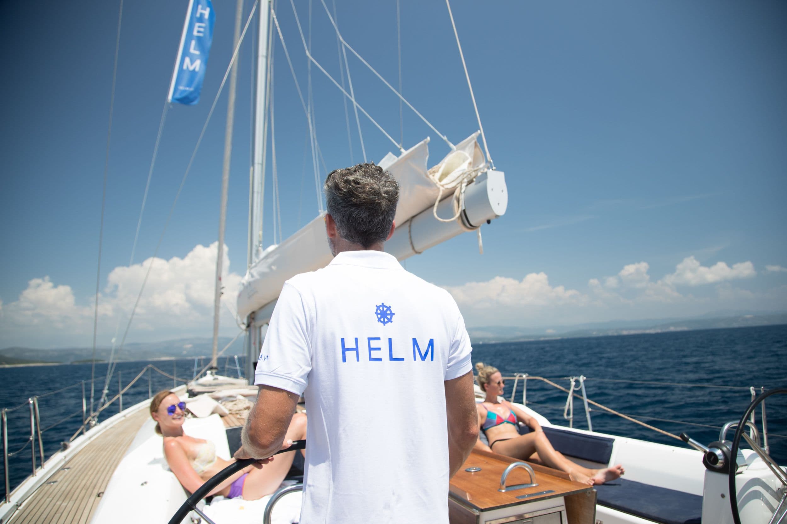 helm-shirt-skipper-on-deck