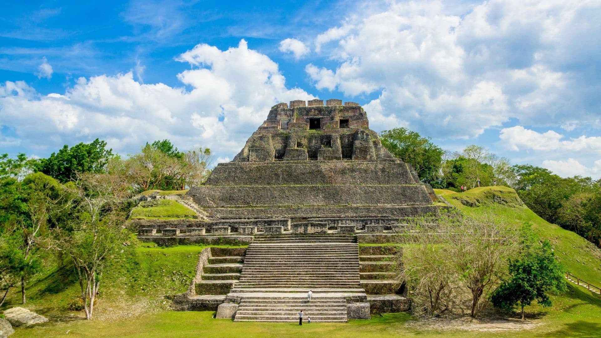 xunantunich maya site ruins in belize