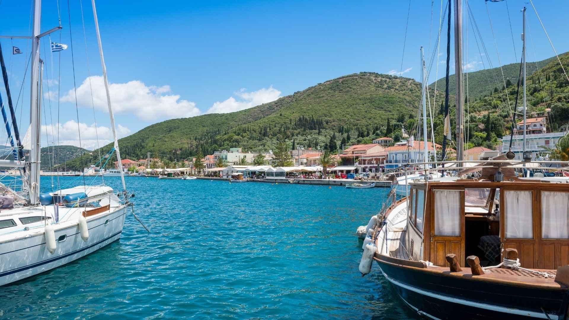 yachts in sami kefalonia