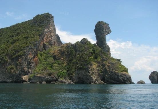 Koh Yoi Noi – Ko Dam Hok (Chicken Head) (17nm)