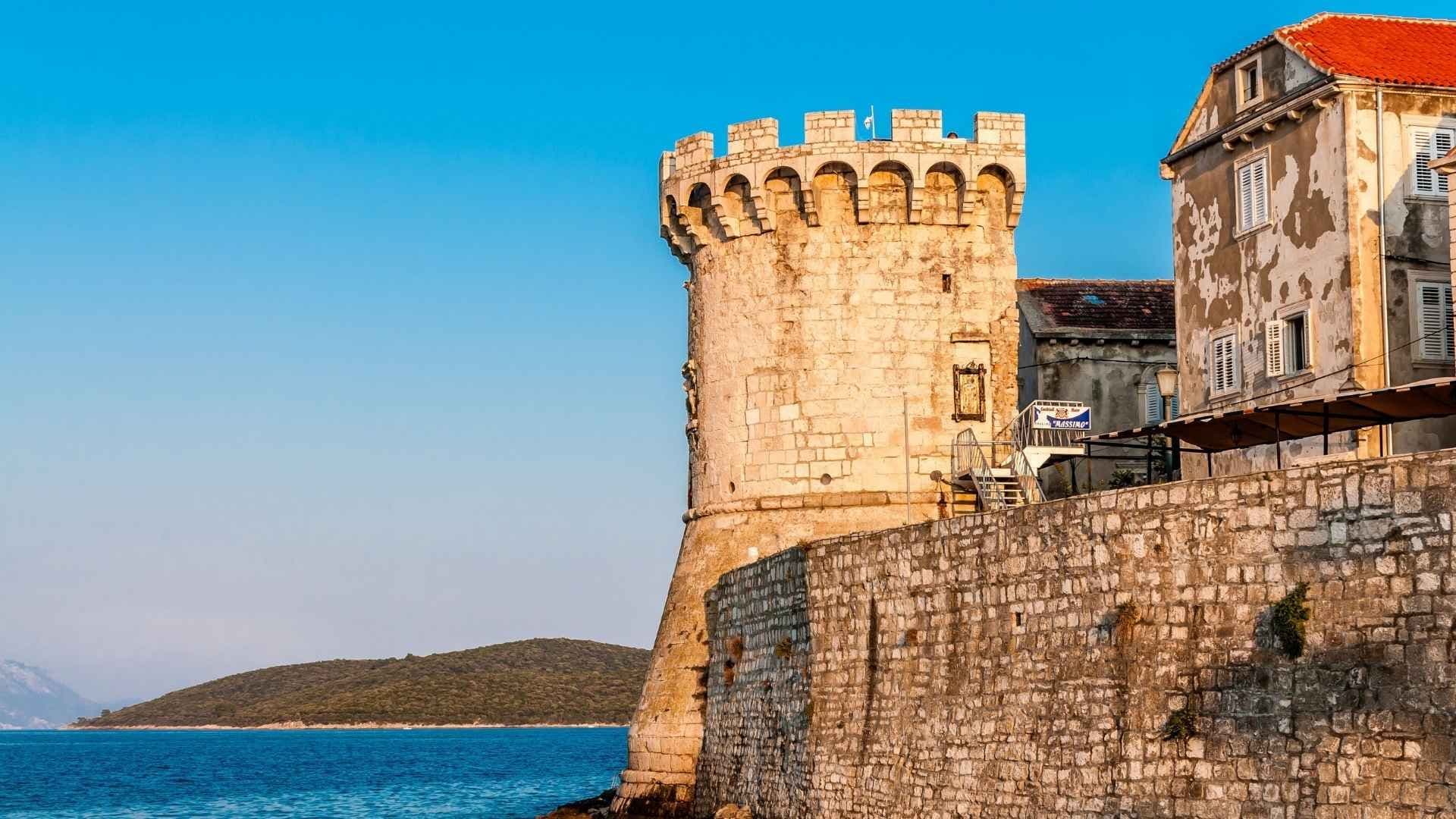 korcula town walls