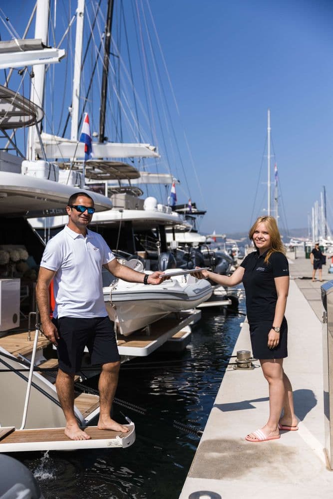 sunreef 50 sweet dreams crew marina